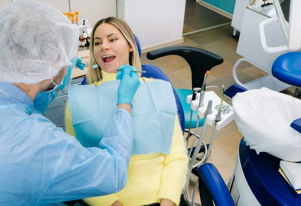 Urgence dentiste à brest : comment gérer les frais ?