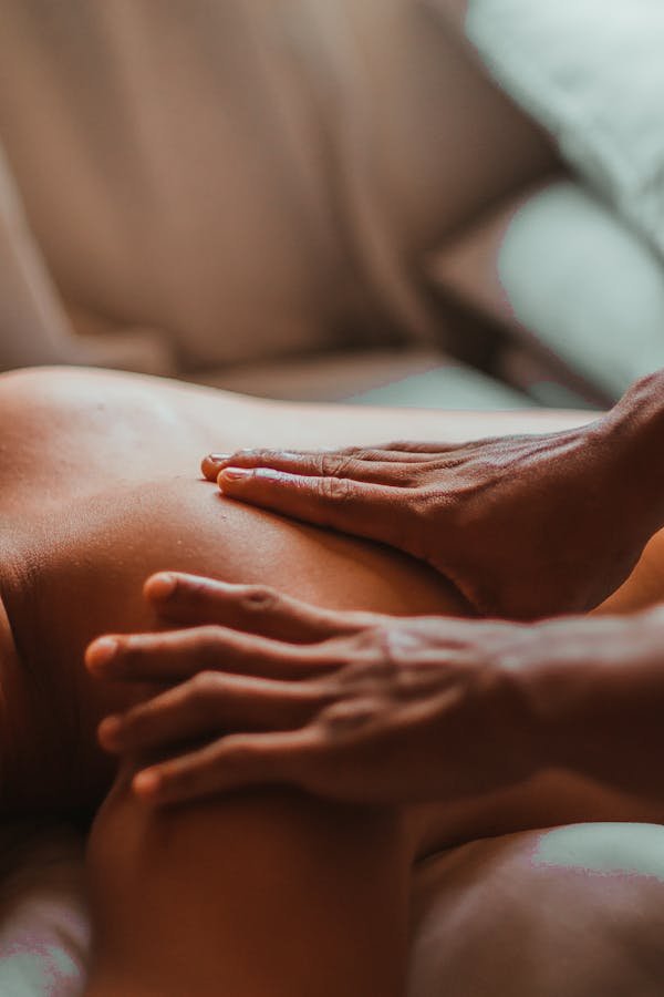 Voyage sensoriel au cœur du massage naturiste à paris