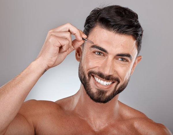 Épilation laser pour hommes : les avantages d'une peau lisse durable